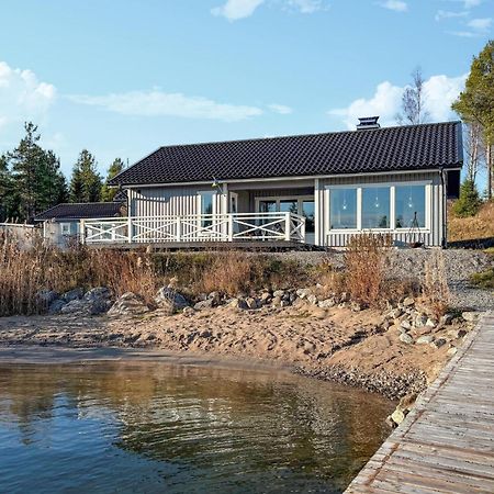 Gorgeous Home In Hudiksvall With Wifi Exterior photo